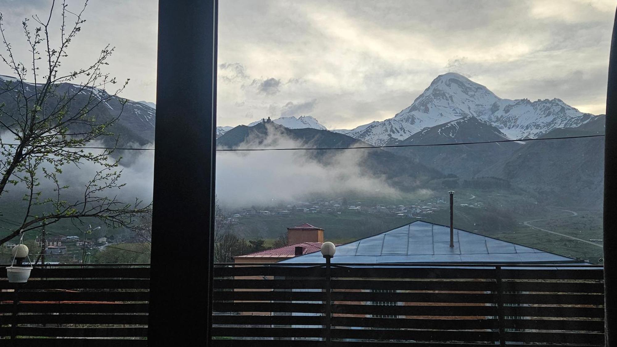 Best View Kazbegi ภายนอก รูปภาพ